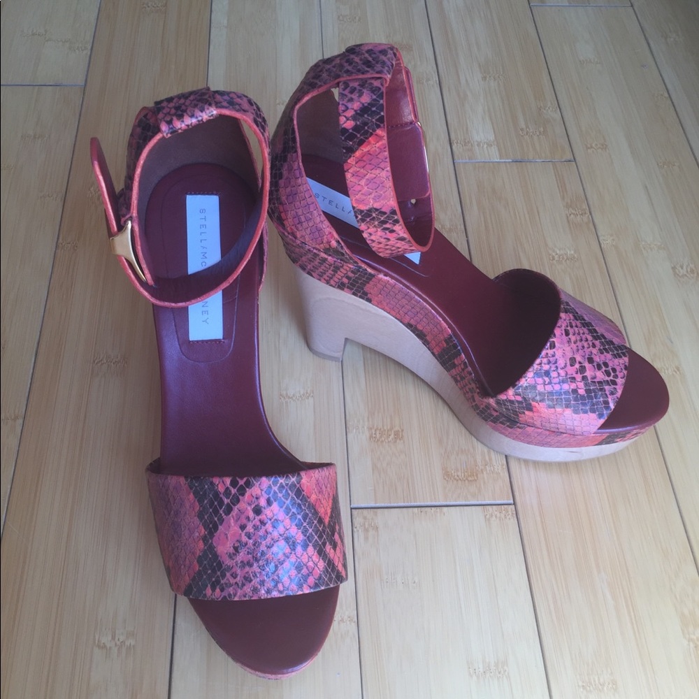 Stella McCartney Snake/Wooden Wedges